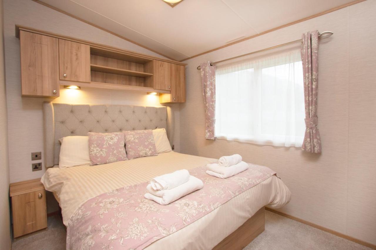 Loch Lomond Holiday Park Inversnaid Exterior photo