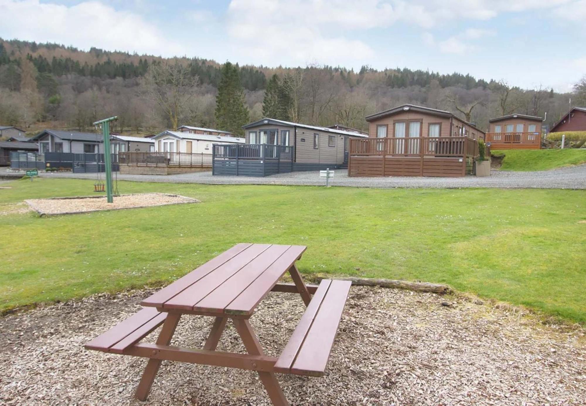 Loch Lomond Holiday Park Inversnaid Exterior photo
